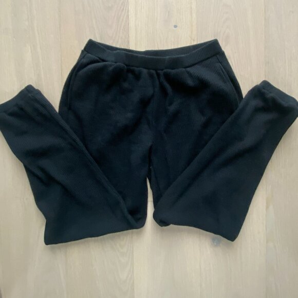 P'tula Soft Relaxed Waffle Knit Set in Black Size L Top/M Bottom  🖤 - Picture 13 of 17